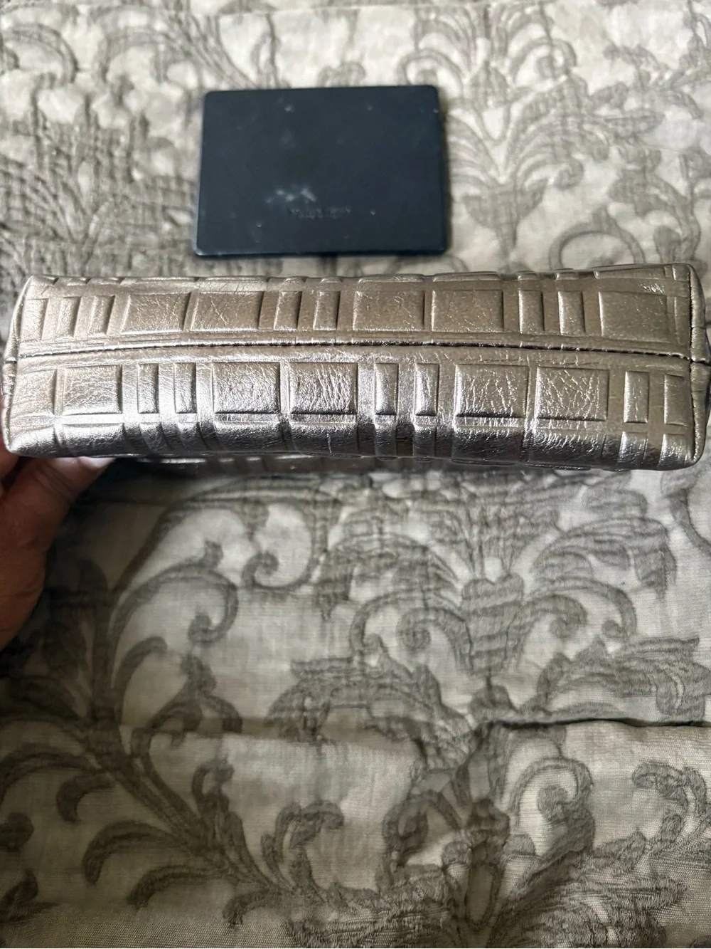 Burberry Metallic Gry/Sil Quilted LeatherZipPouch&BottegaVeneta LeatherCompactMi